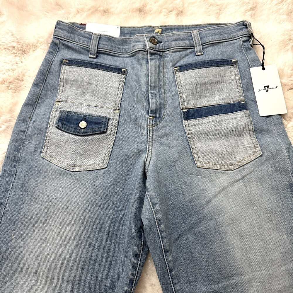 7 For All Mankind Women’s Cropped Alexa Roxy Lights Patch Front Pockets Size 31 - Picture 2 of 8